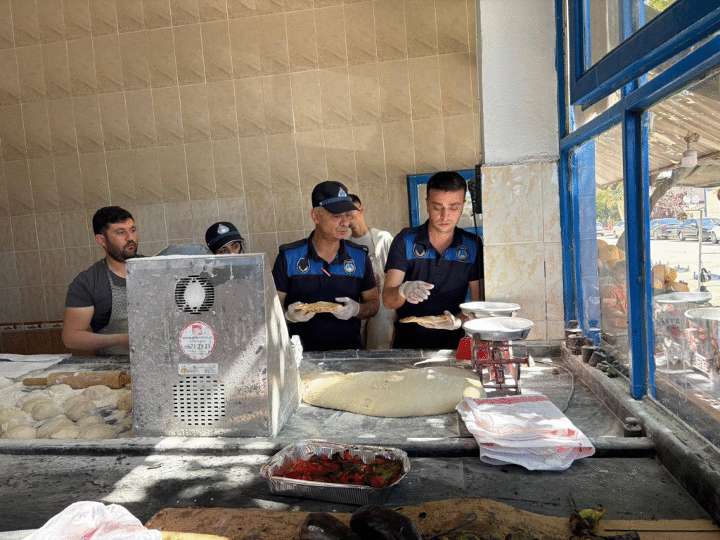 Zabıta Ekipleri Fırınları Denetledi