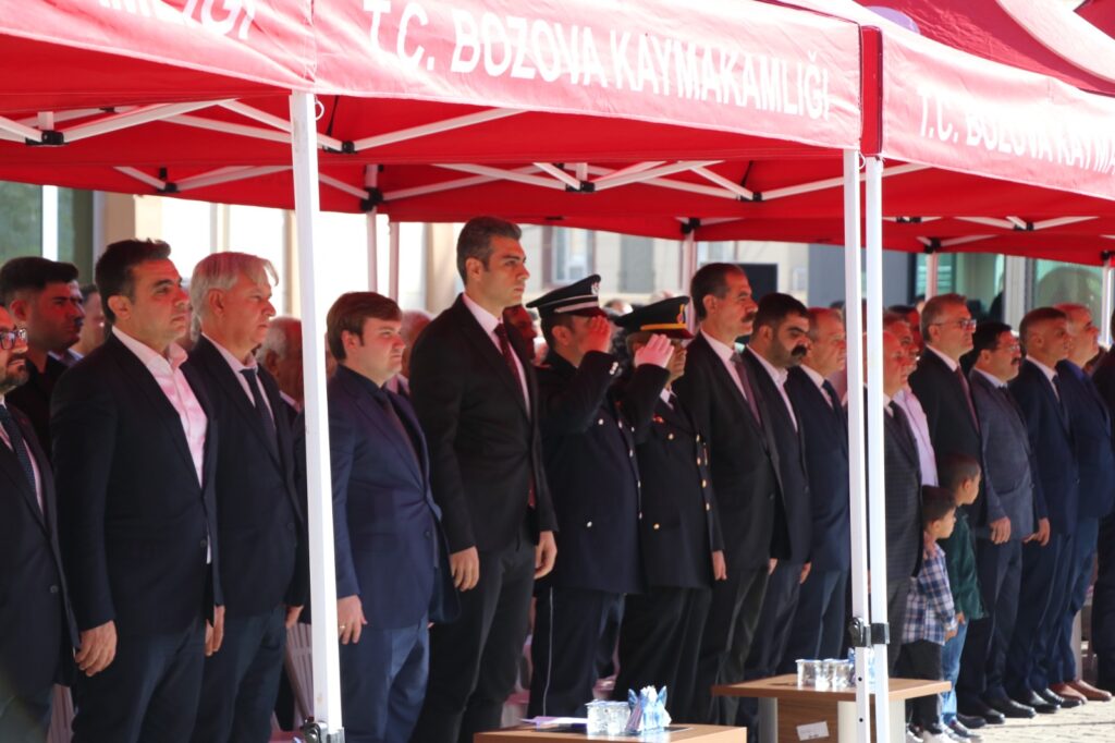 Bozova’da Cumhuriyet Bayramı Coşkusu