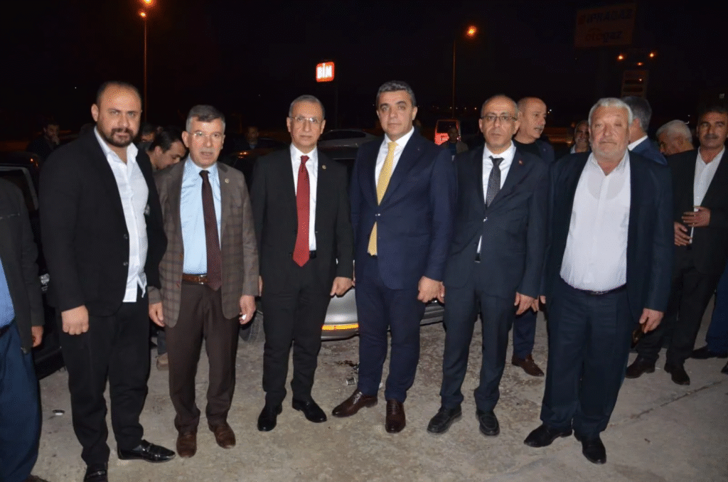 AK Parti Bozova İlçe Teşkilatı’ndan Yoğun Katılımlı İftar Programı